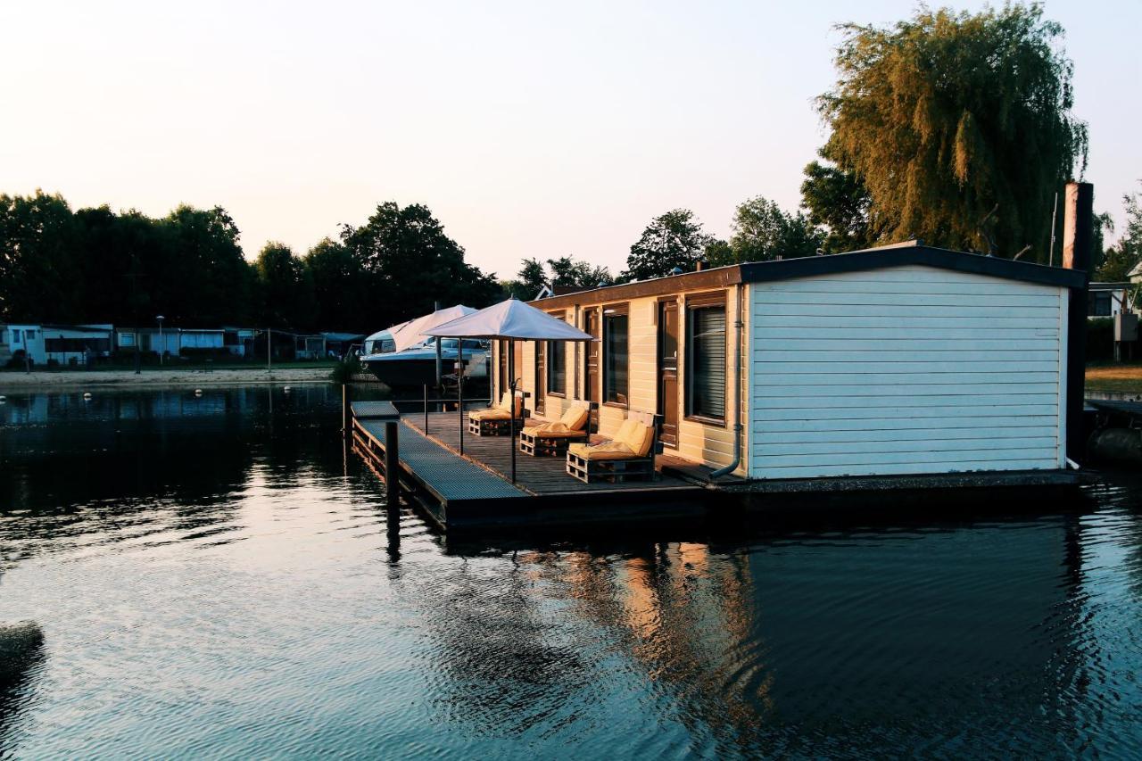 Floatel - De Schans Alphen Benedeneind Exteriér fotografie